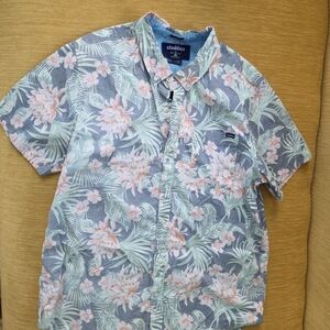 chubbies Floral Short-Sleeve Button-Up Shirt with Pink Accents Men's Xl